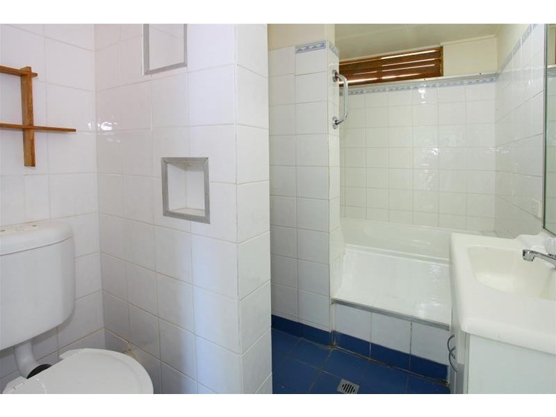 3/120 The Esplanade ‘Monaco’, Surfers Paradise QLD 4217