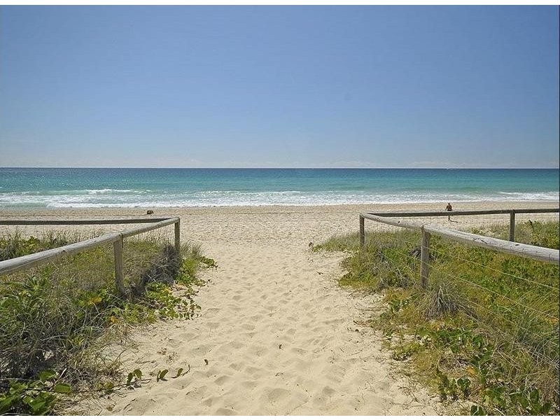 43 Garfield Terrace, Surfers Paradise QLD 4217