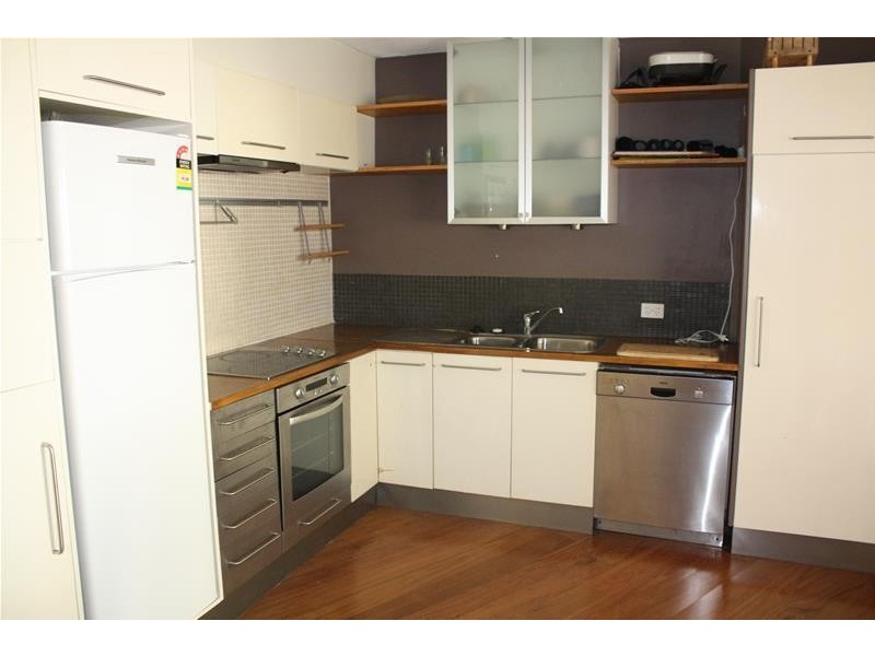 302a/8 Trickett Street, Surfers Paradise QLD 4217