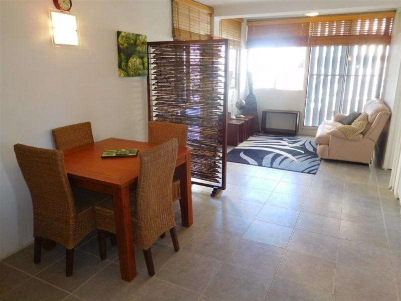 34 Hanlan Street, Surfers Paradise QLD 4217