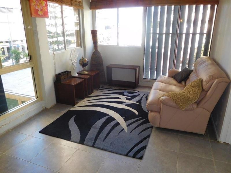 34 Hanlan Street, Surfers Paradise QLD 4217