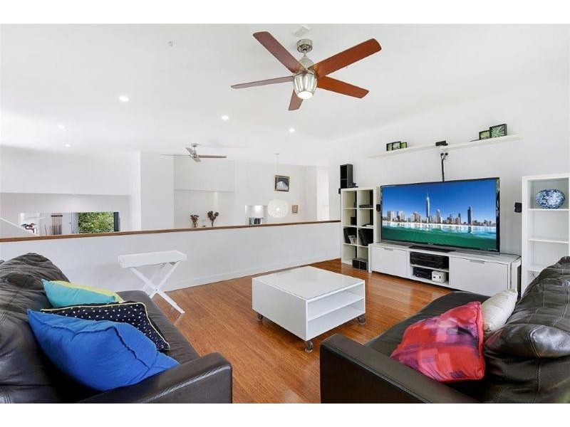 3 Kilburn Street, Robina QLD 4226