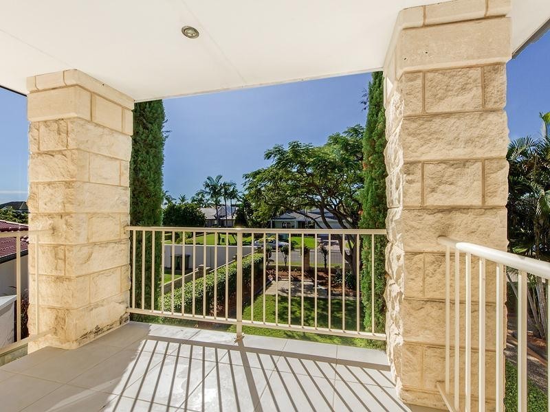 38 Kirralee Drive, Robina QLD 4226