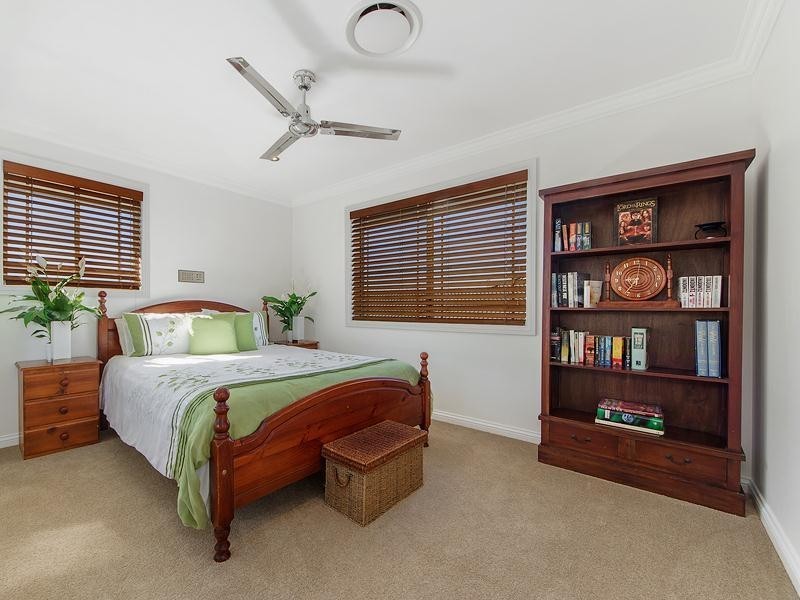 38 Kirralee Drive, Robina QLD 4226