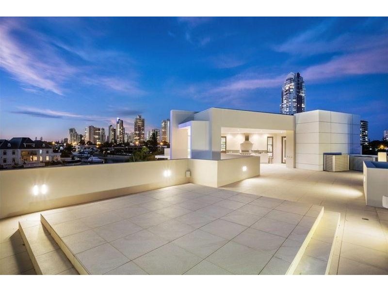 30 Seafarer Court, Paradise Waters QLD 4217