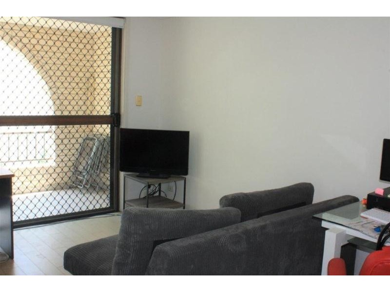 12/35 Old Burleigh Road, Surfers Paradise QLD 4217