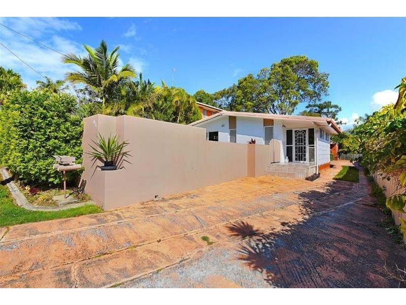 94 Imperial Parade, Labrador QLD 4215