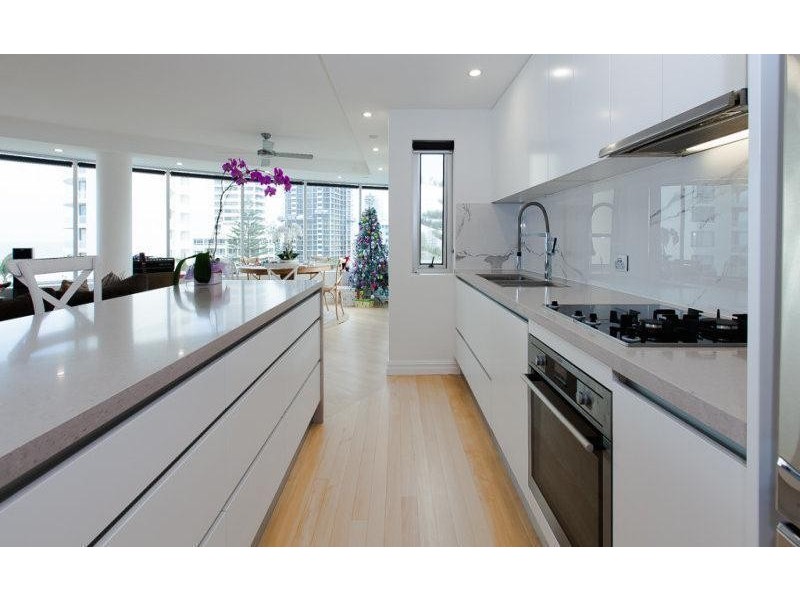 6/30 Garfield Terrace, Surfers Paradise QLD 4217