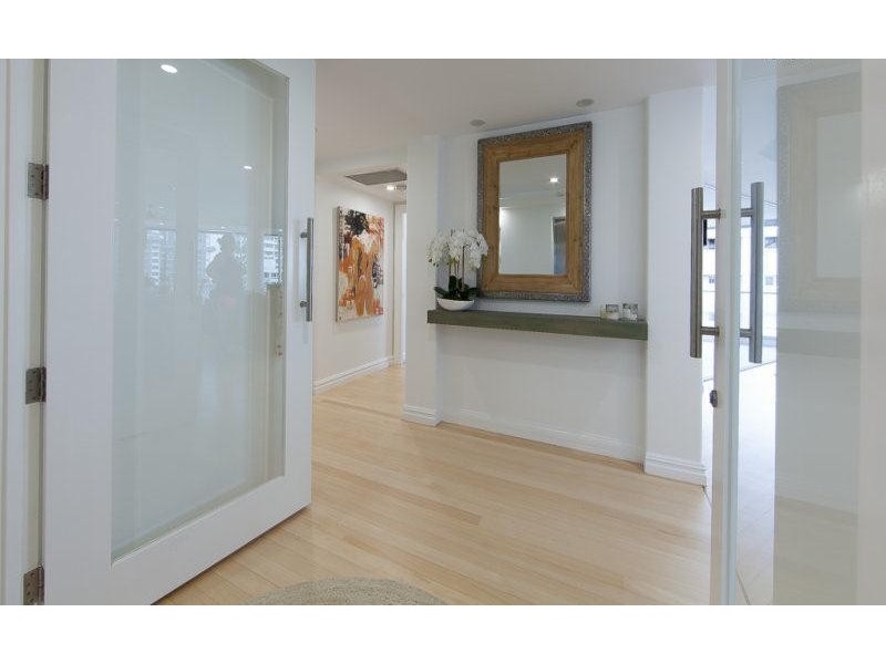 6/30 Garfield Terrace, Surfers Paradise QLD 4217