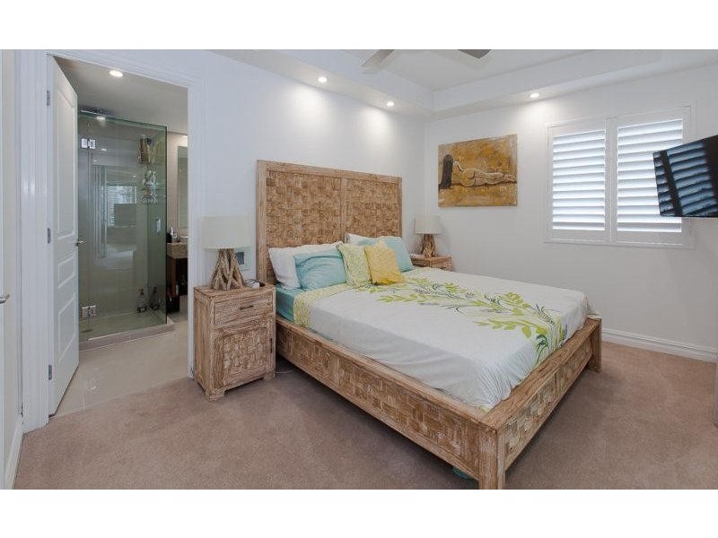 6/30 Garfield Terrace, Surfers Paradise QLD 4217