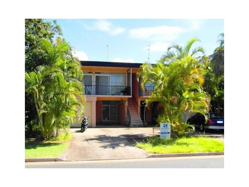 20 Leonard Avenue, Surfers Paradise QLD 4217