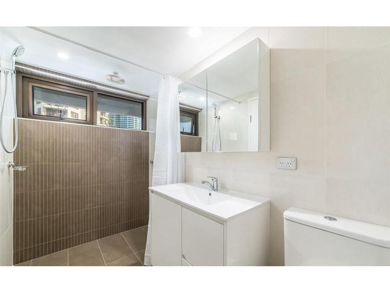 401/9 Trickett Street, Surfers Paradise QLD 4217