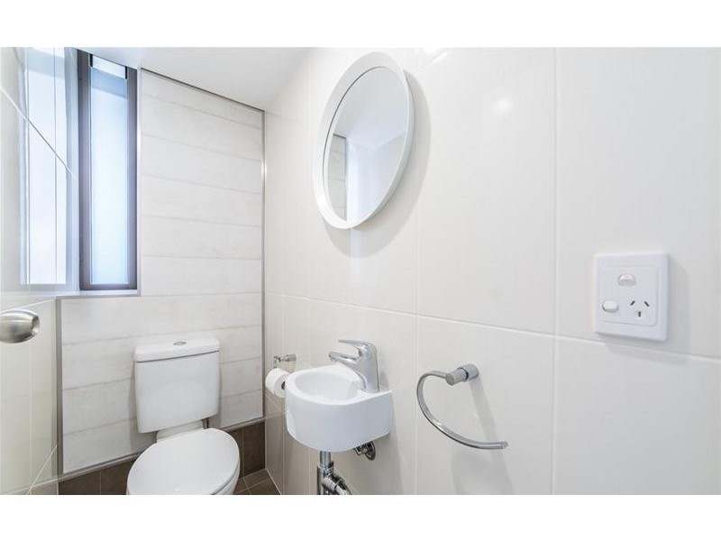 401/9 Trickett Street, Surfers Paradise QLD 4217