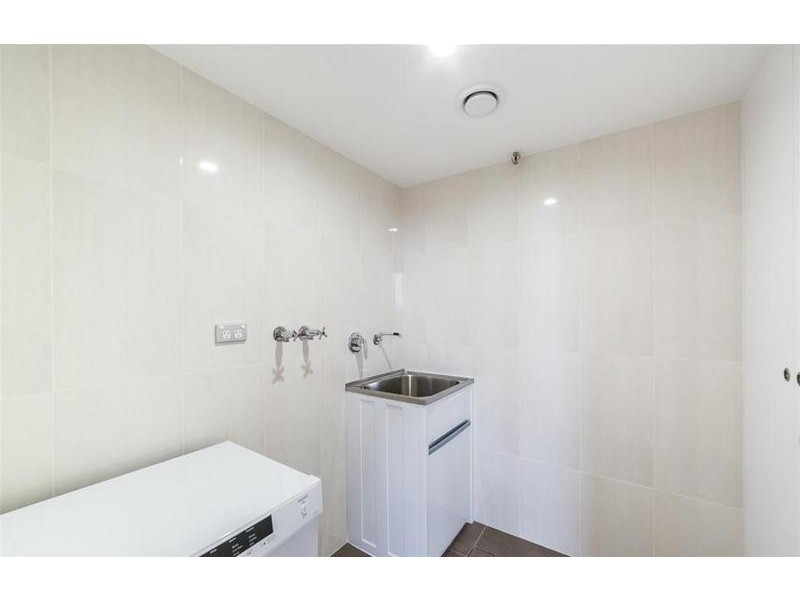 401/9 Trickett Street, Surfers Paradise QLD 4217