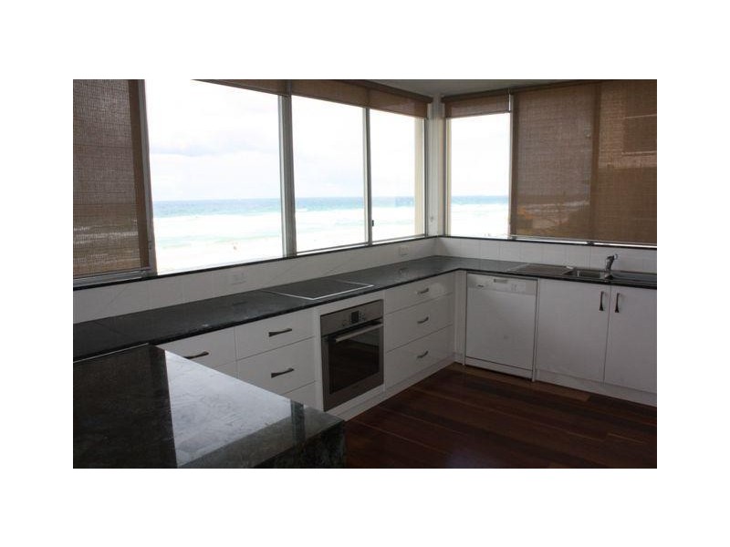 65 Garfield Terrace, Surfers Paradise QLD 4217