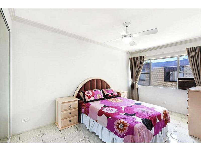 10 Sunrise Boulevard, Surfers Paradise QLD 4217