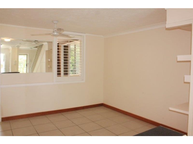 34 Remembrance Drive, Surfers Paradise QLD 4217