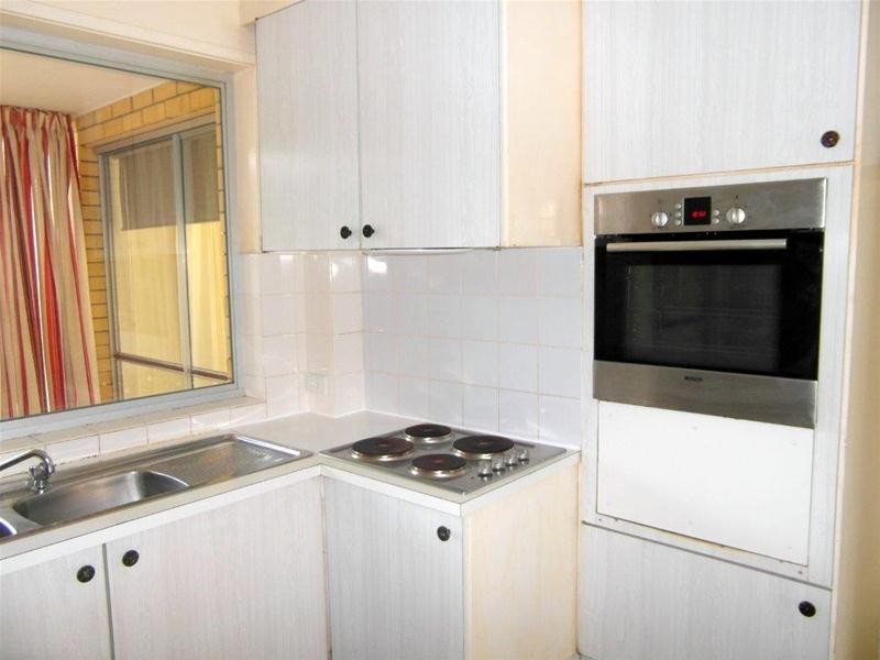 2/13 Sunset Boulevard, Surfers Paradise QLD 4217