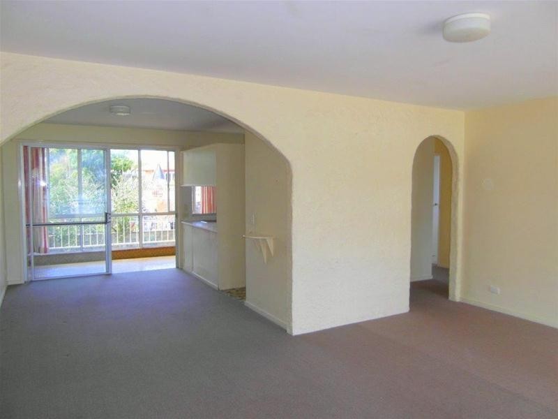 2/13 Sunset Boulevard, Surfers Paradise QLD 4217