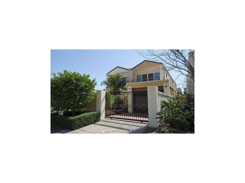 2/59 Palm Avenue, Surfers Paradise QLD 4217