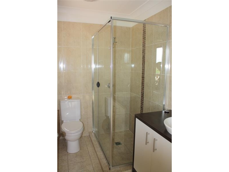 24 Wallace Street, Southport QLD 4215