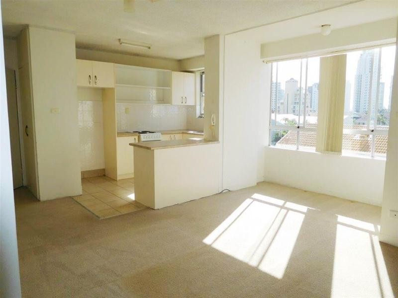 16/15 Pacific Street, Main Beach QLD 4217