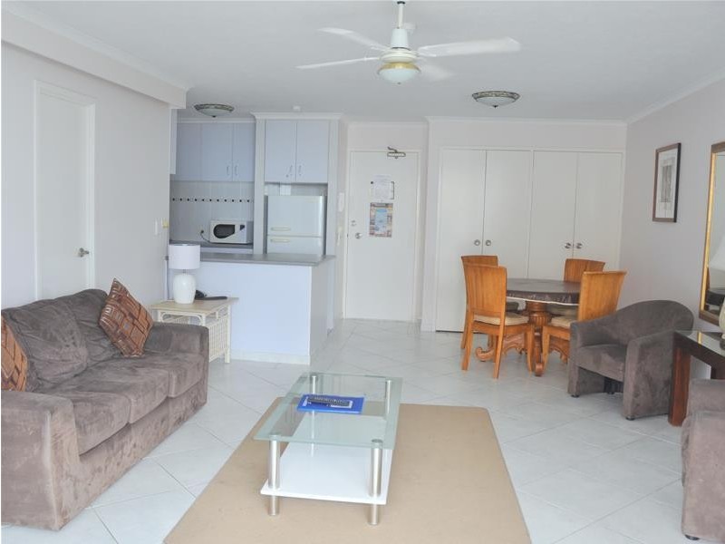 9 Laycock Street “Surf Regency”, Surfers Paradise QLD 4217