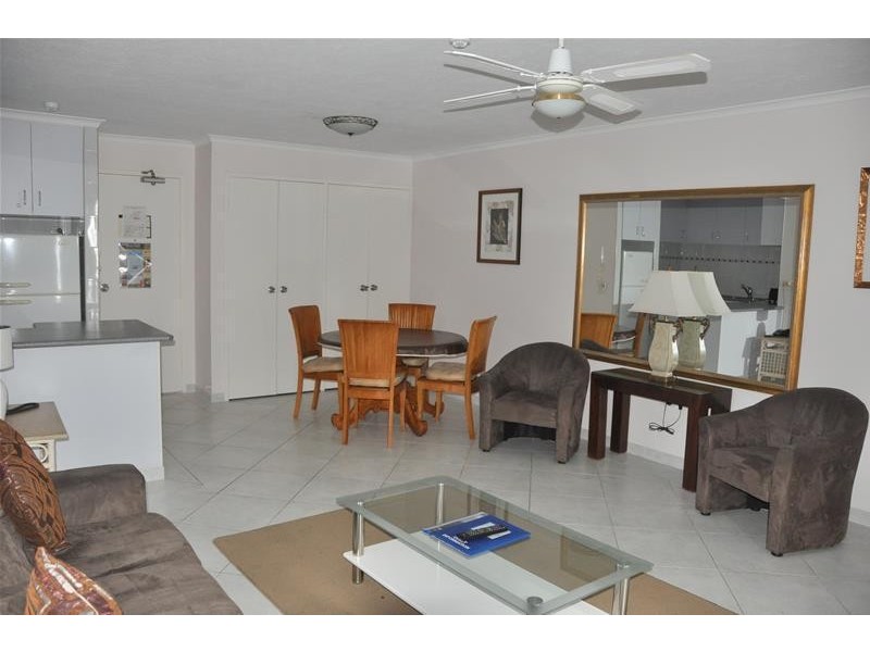 9 Laycock Street “Surf Regency”, Surfers Paradise QLD 4217