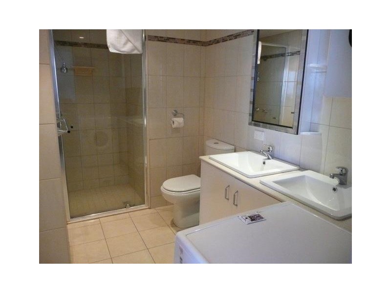 9 Laycock Street “Surf Regency”, Surfers Paradise QLD 4217