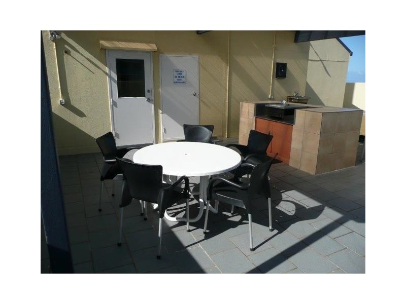 9 Laycock Street “Surf Regency”, Surfers Paradise QLD 4217