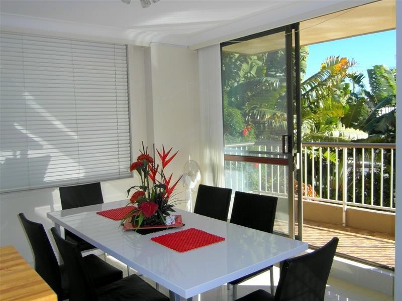 3 Oak Avenue ‘Oak Lodge’, Budds Beach, Surfers Paradise QLD 4217