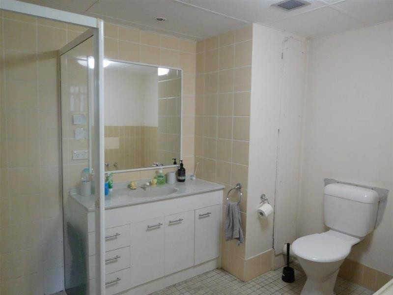 3 Oak Avenue ‘Oak Lodge’, Budds Beach, Surfers Paradise QLD 4217