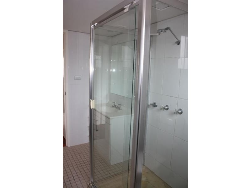 29 Loder Street, Biggera Waters QLD 4216