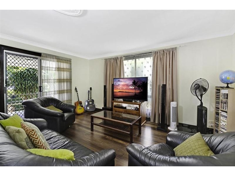 18 Billington Street, Labrador QLD 4215