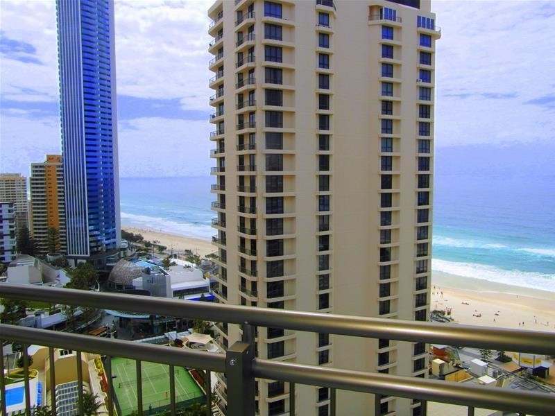18 Hanlan Street ‘Surfers Beachcomber’, Surfers Paradise QLD 4217