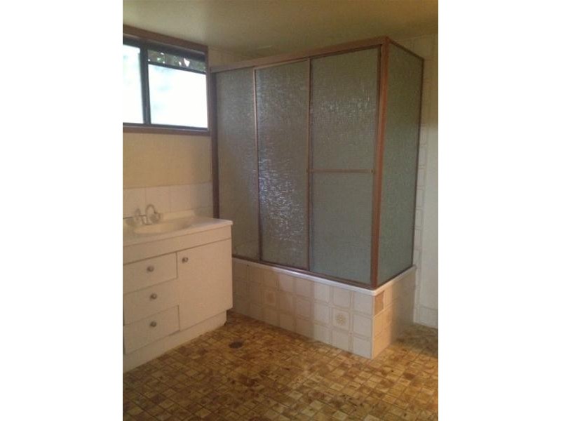 33 Monaco Street, Surfers Paradise QLD 4217