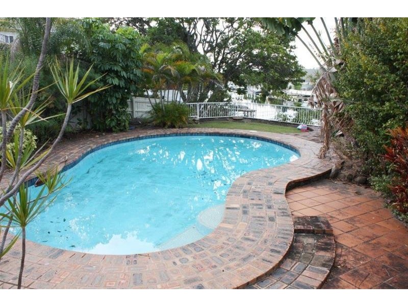 3 The Lido, Isle Of Capri QLD 4217