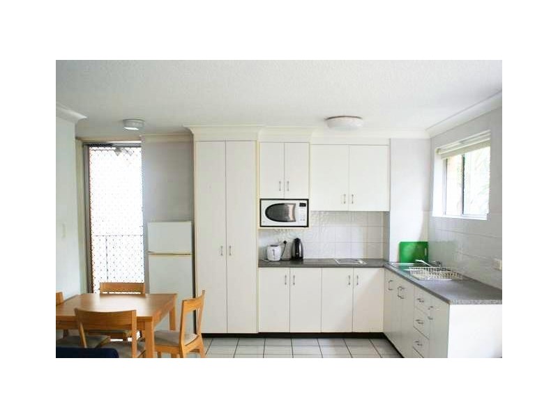 40 The Esplanade ‘The Sands’, Surfers Paradise QLD 4217