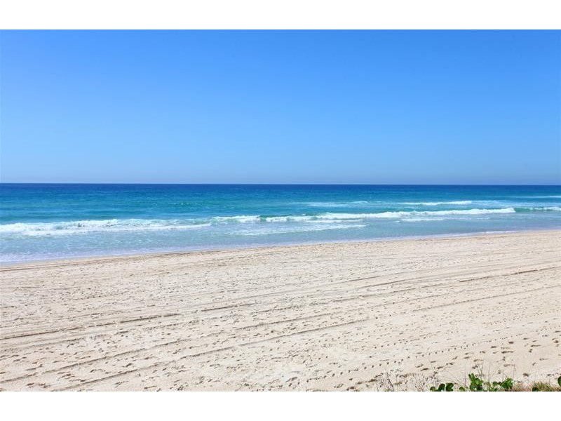 40 The Esplanade ‘The Sands’, Surfers Paradise QLD 4217