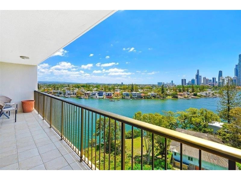 30/37 Monaco Street, Broadbeach QLD 4218
