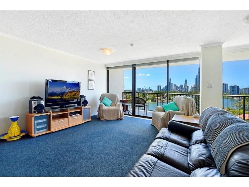30/37 Monaco Street, Broadbeach QLD 4218