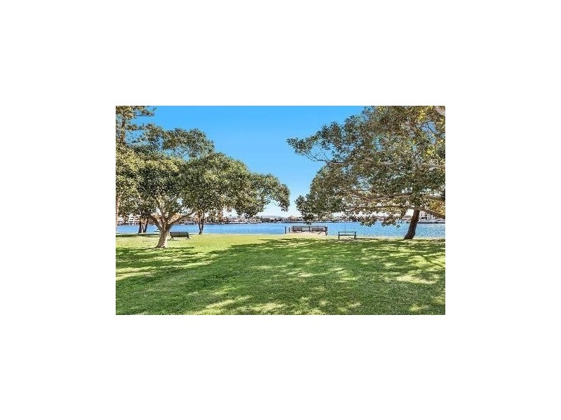 3 Paradise Place, Surfers Paradise QLD 4217