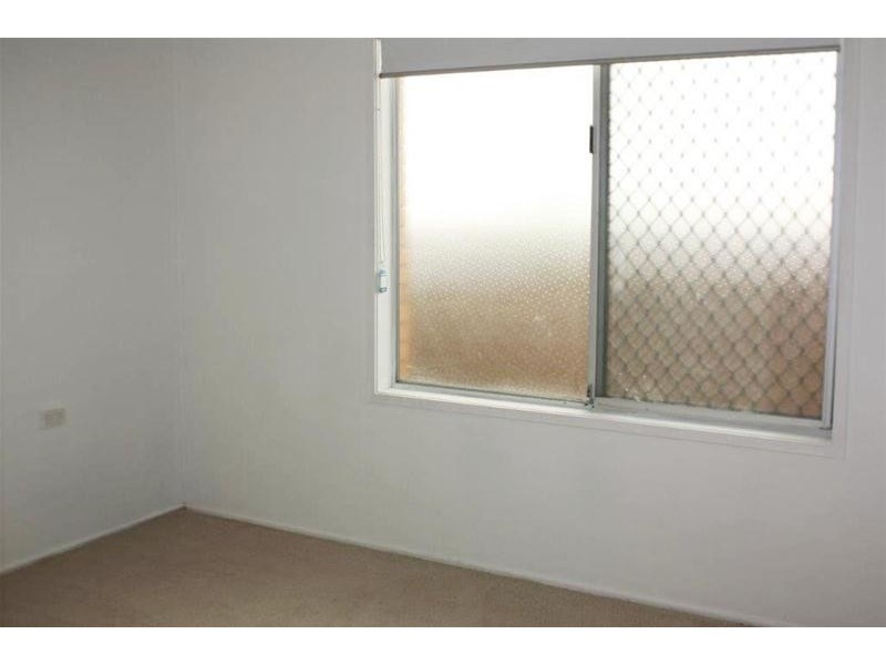 56 Amalfi Drive, Isle Of Capri QLD 4217