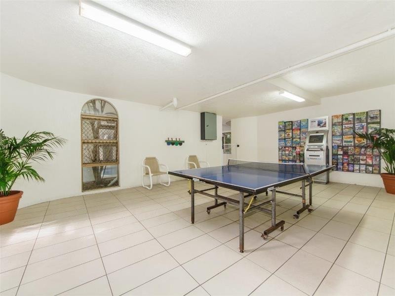 25/24 Hamilton Avenue, Surfers Paradise QLD 4217