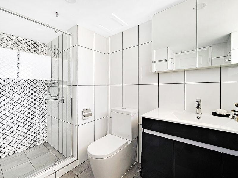 12E/80 The Esplanade, Surfers Paradise QLD 4217