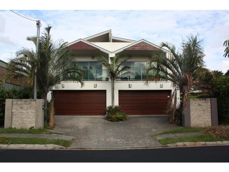 1/6 Anembo Street, Chevron Island QLD 4217