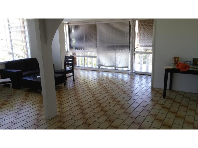 7 Sunrise Boulevard, Surfers Paradise QLD 4217