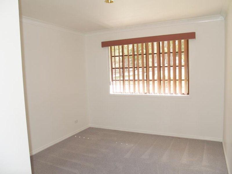 2 Wilga Grove, Ashmore QLD 4214