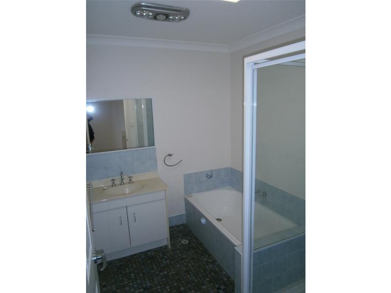 86 Lawrence Drive, Nerang QLD 4211