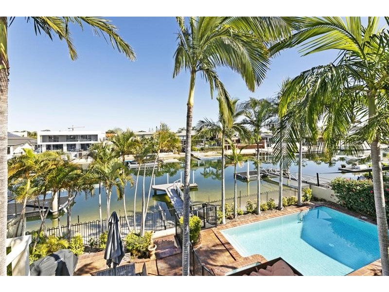 14 Buccaneer Court, Paradise Waters QLD 4217